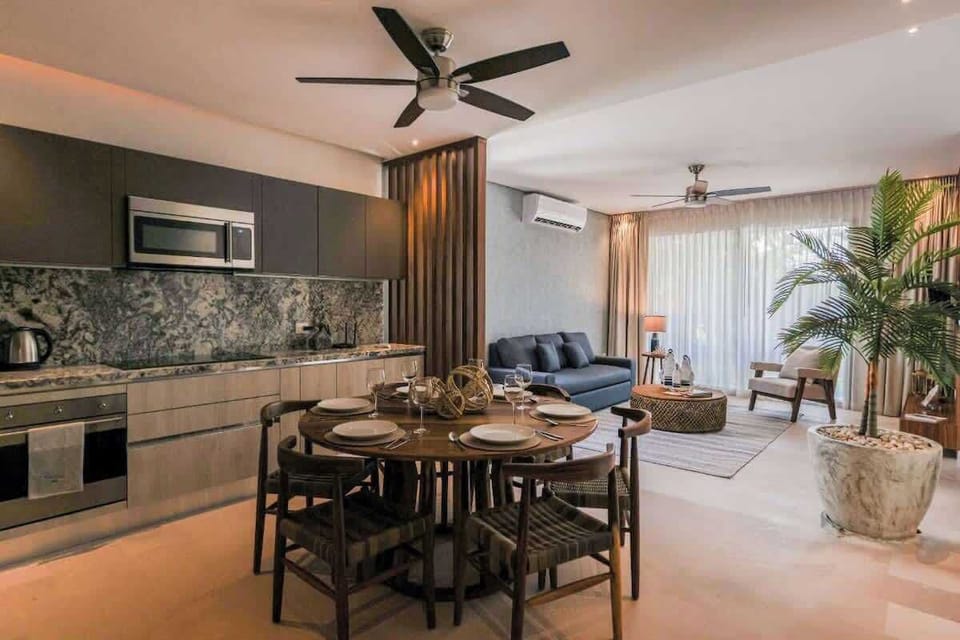 Comedor, cocina y sala