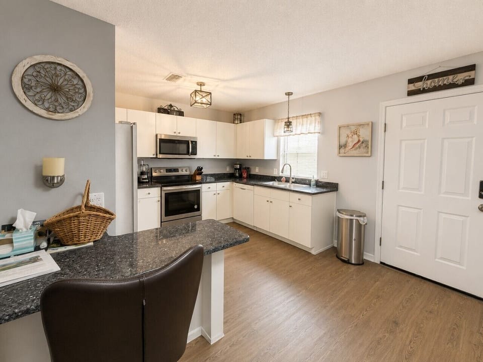 Kitchen 3