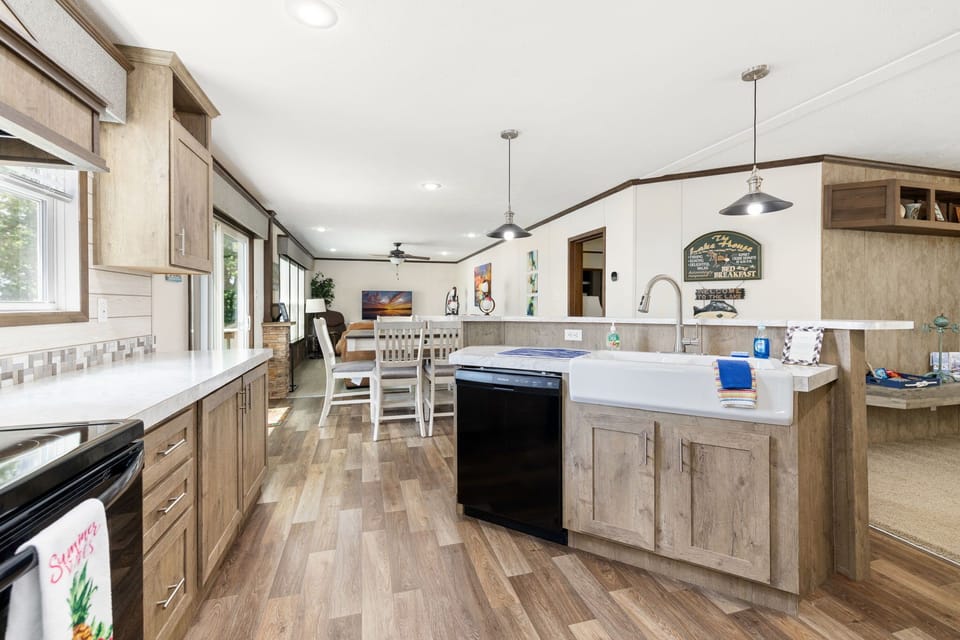 Bright, airy space w/ modern appliances & charming decor for culinary adventures