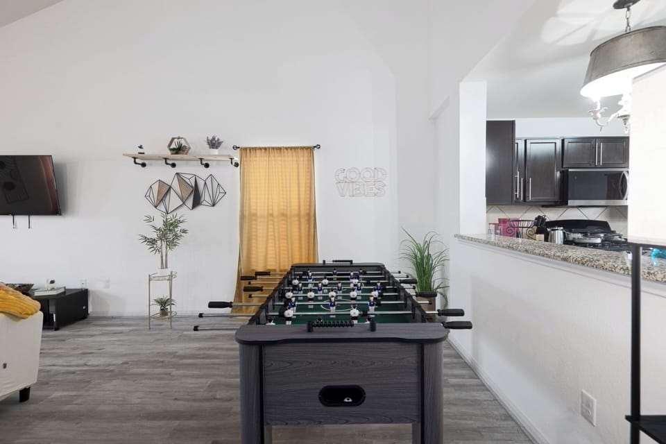 Enjoy friendly competition around the foosball table after a busy workday. This fun indoor amenity gives families and construction crews a place to unwind while enjoying corporate housing, insurance stays or extended stays in Kyle, TX.