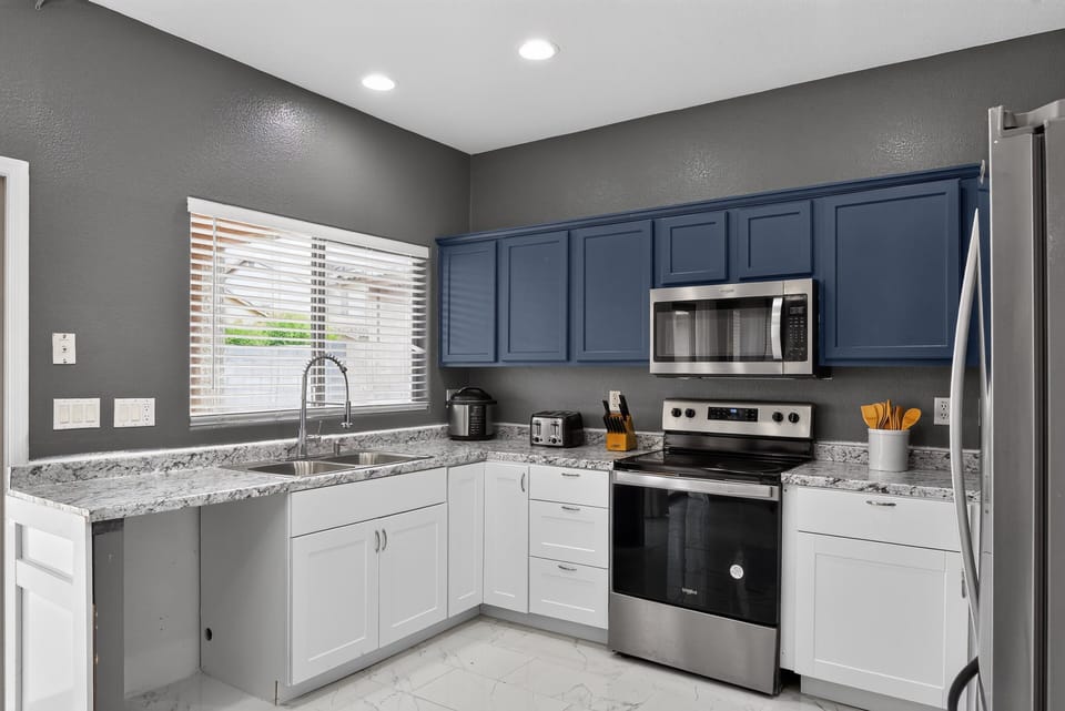 Indoors, Kitchen, Appliance, Microwave, Oven