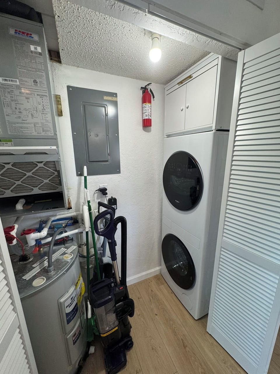 Laundry utility closet