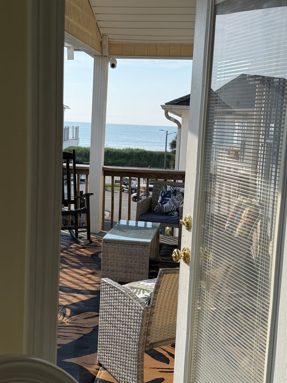Deck acces from king bedroom upstairs