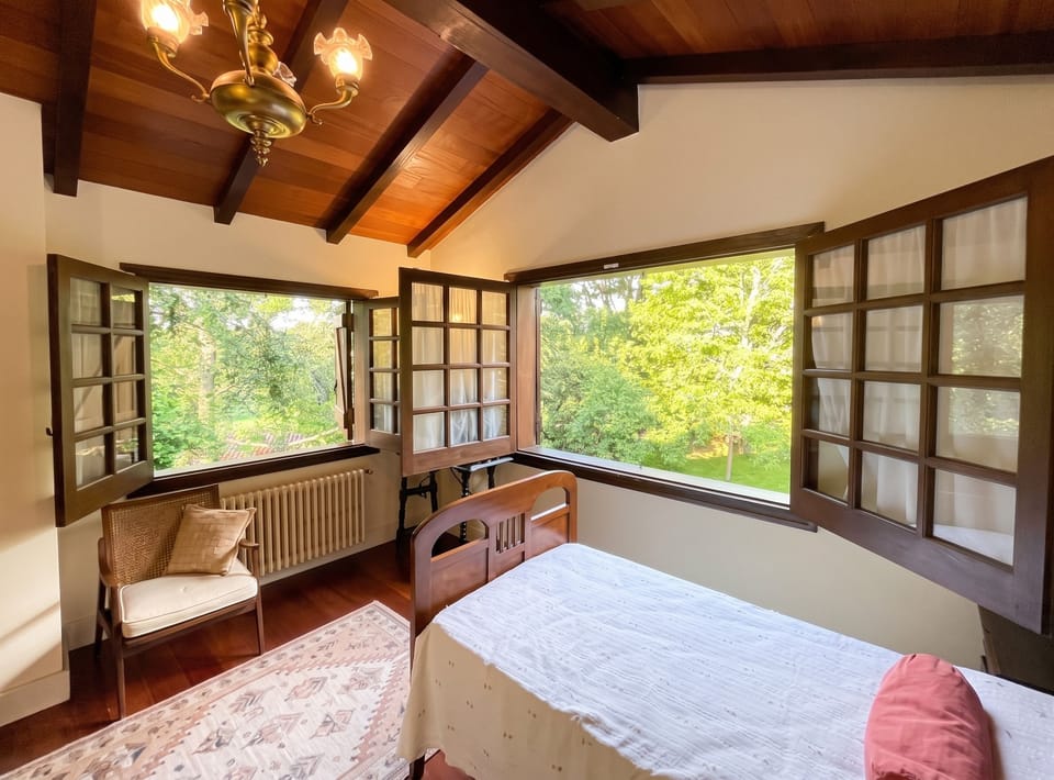 Single bed