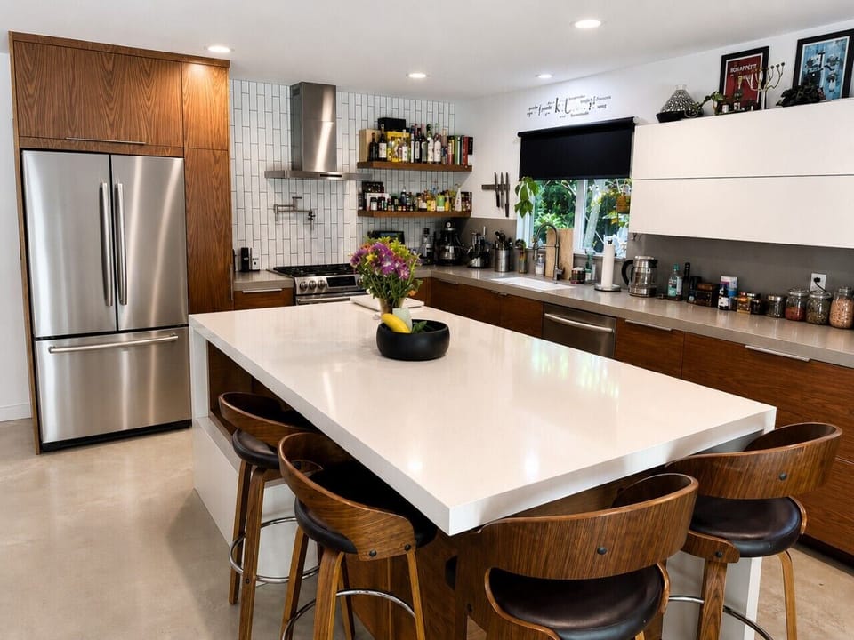 A well-equipped kitchen for easy meals and everyday cooking.