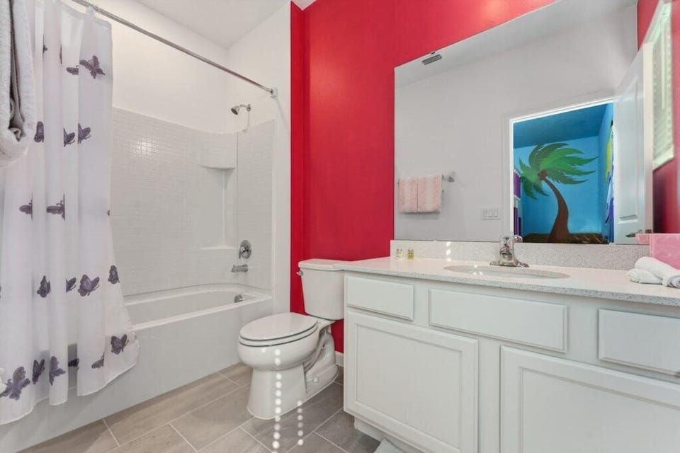 Full bathroom 3 image 1
