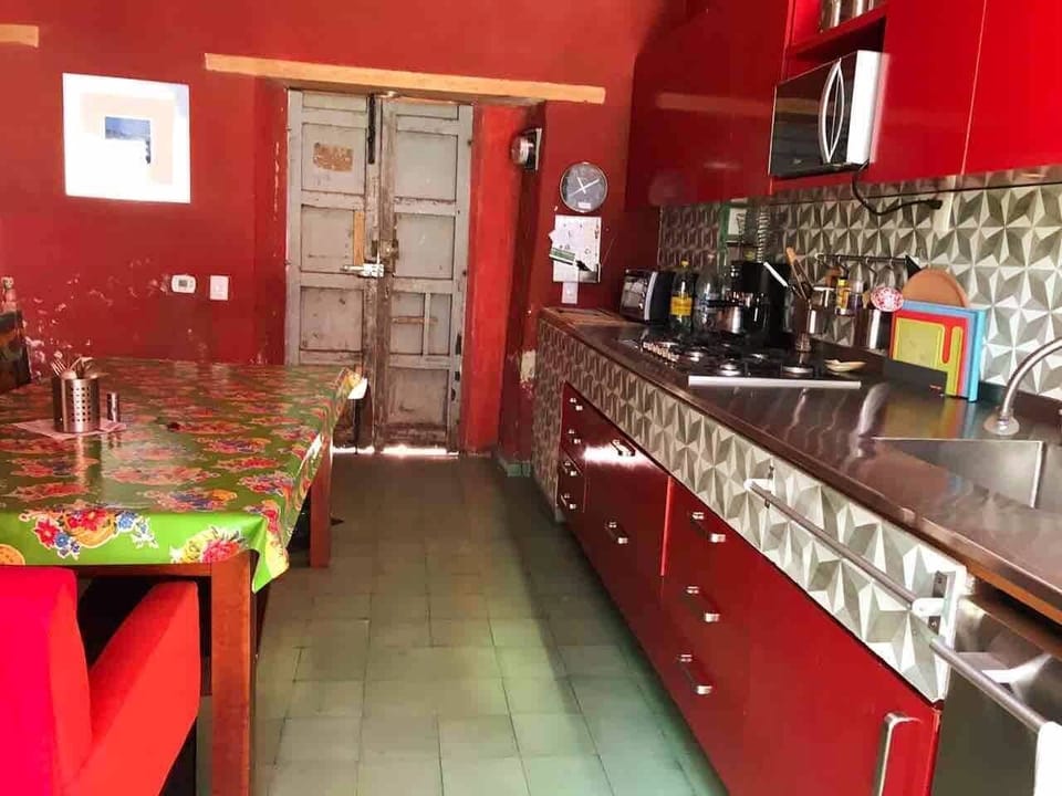 Una cocina típica mexicana. Pequeña pero muy funcional 