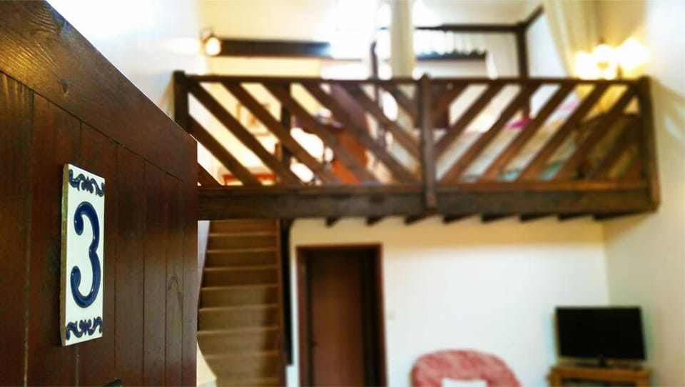 Split level apartment - Large Double Bed