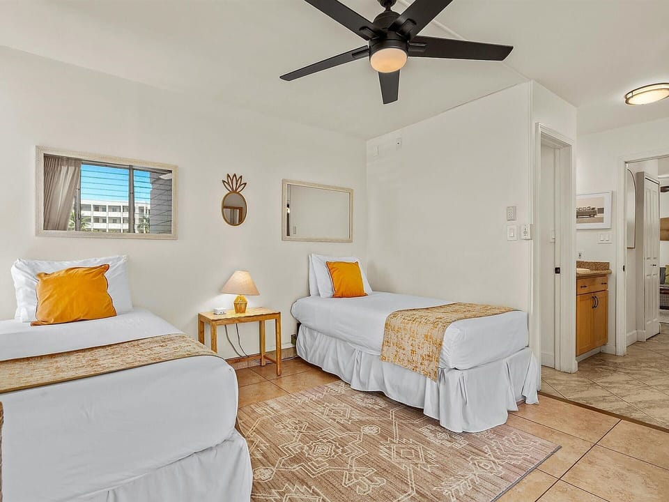 2nd Bedroom - Alt View (Unit B)