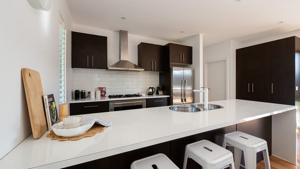 Well-equipped kitchen 