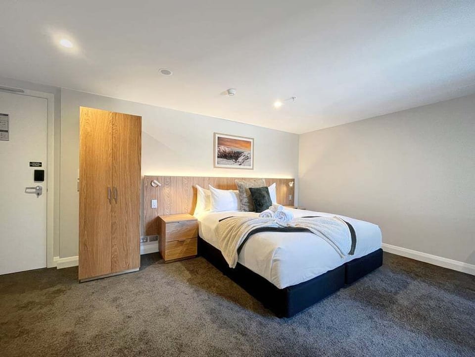 Well-appointed studio designed for couples or solo travellers.