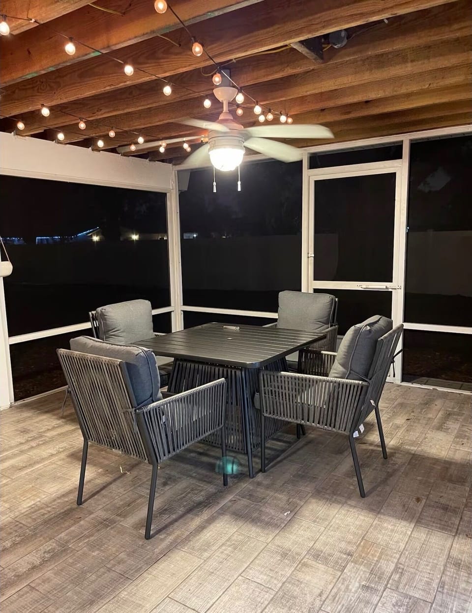 Outdoor dining