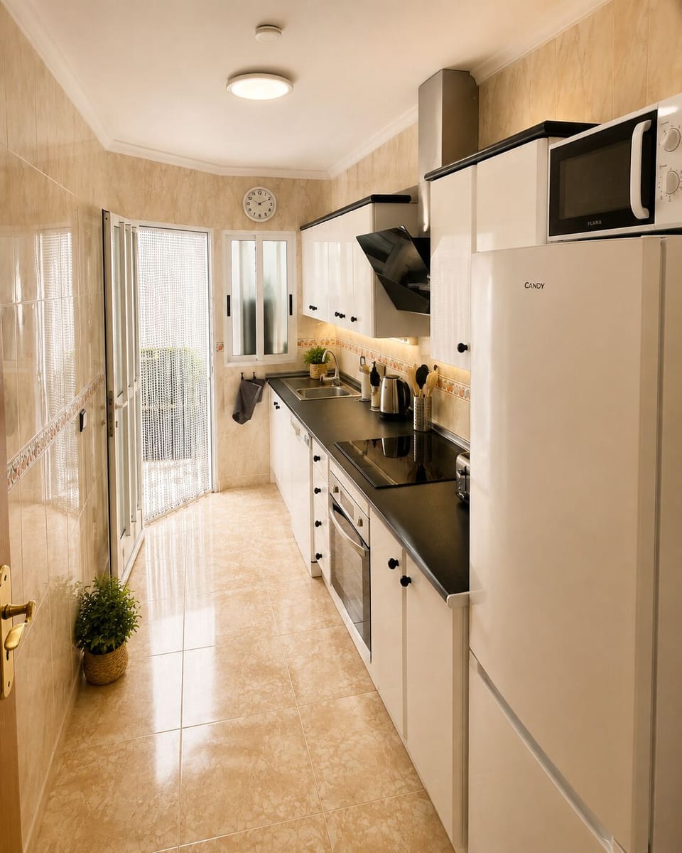 fully equipped kitchen 