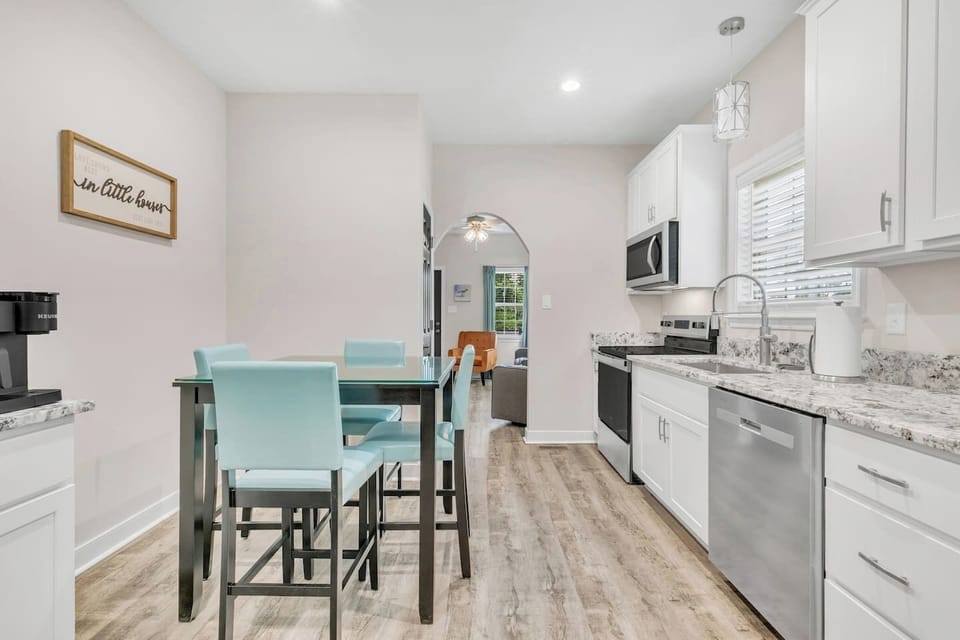 Another view of the spacious, fully equipped kitchen.
