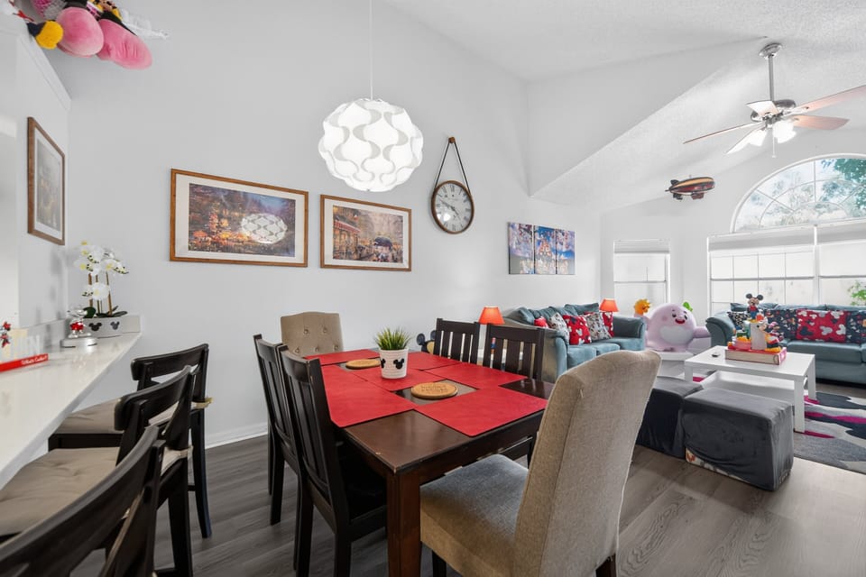 Dining Room, Dining Table, Furniture, Indoors, Table