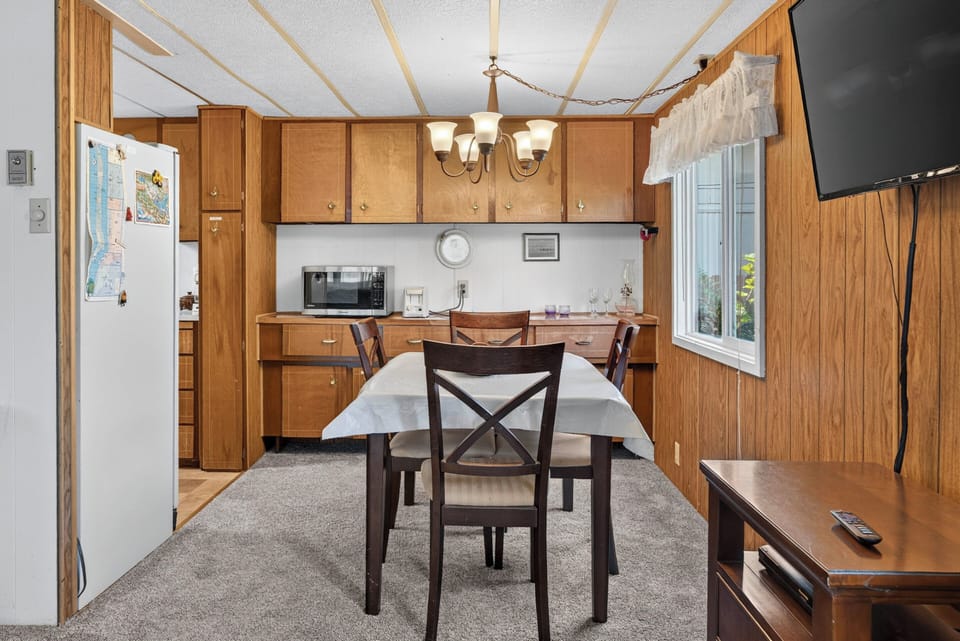 Kitchen | Dining