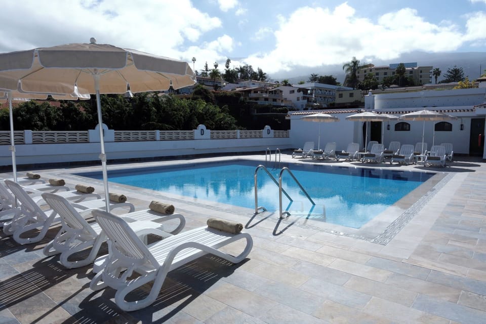 Rooftop swimming pool