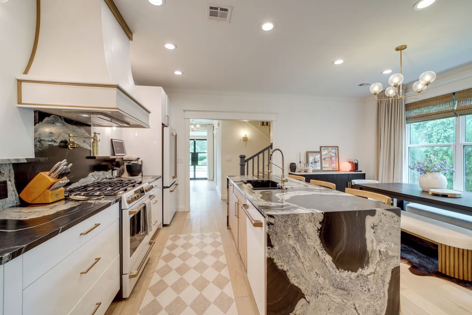 Kitchen | 1st Floor