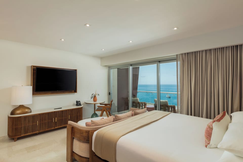 Settle in for movie nights with ocean views beyond.