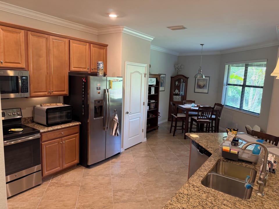 Kitchen with Breakfast Nook