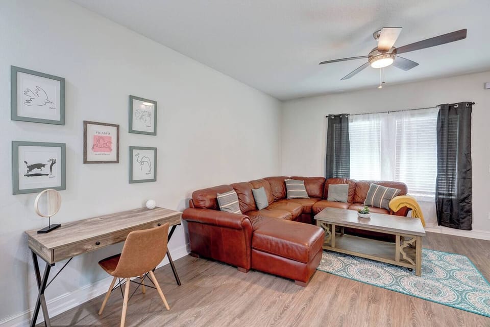 Work at home from your desk, or relax on the huge leather couch while you watch your Fire Tv with Netflix, Amazon Prime, and Fast Wifi throughout the home