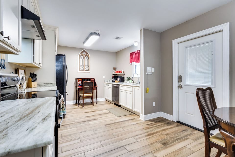 Bright updated kitchen with coffee station and stylish finishes