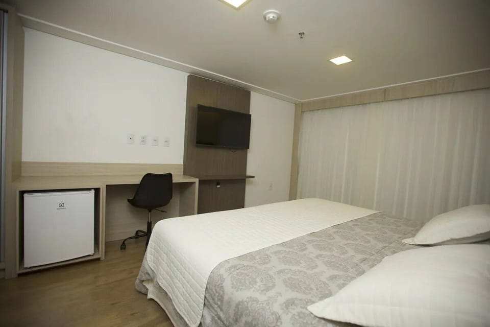 Bedroom. Interior and views may vary based on location and availability.
