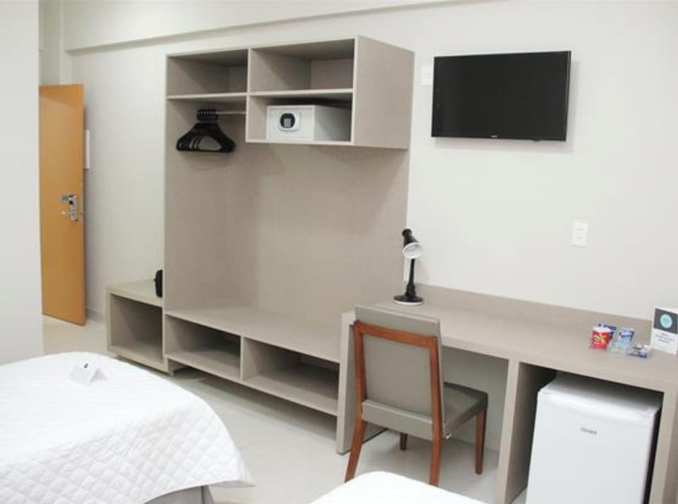 Bedroom. Interior and views may vary based on location and availability.