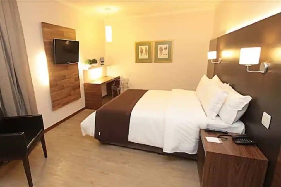 Bedroom. Interior and views may vary based on location and availability.