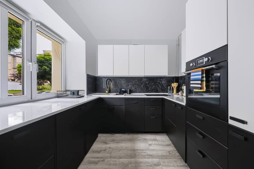 Fully Equipped Kitchen | Book Now with RENTUJEMY.COM