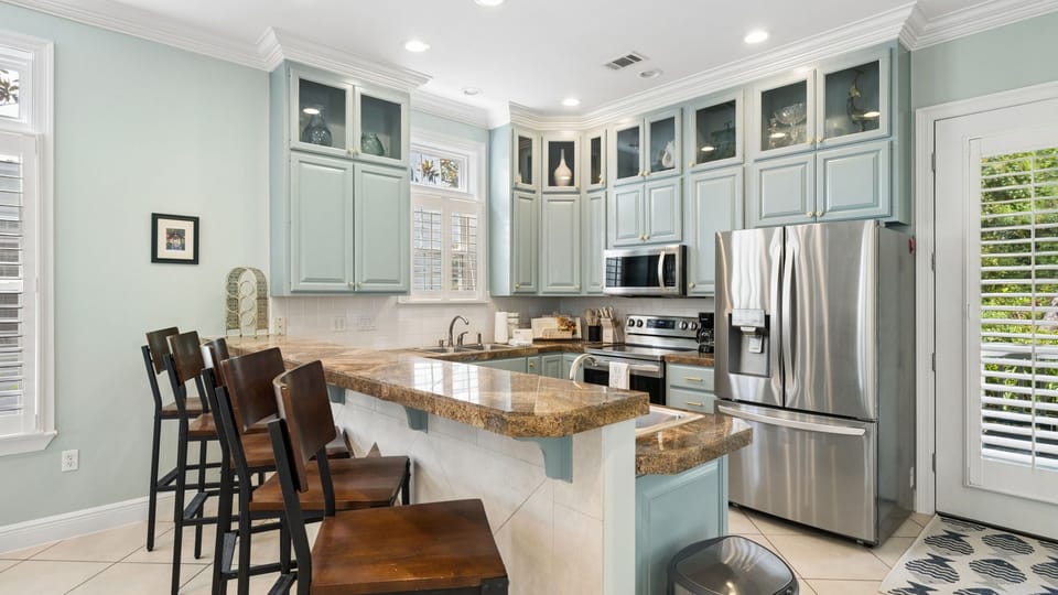 Lovely kitchen equipped with everything you need to whip up a good meal
