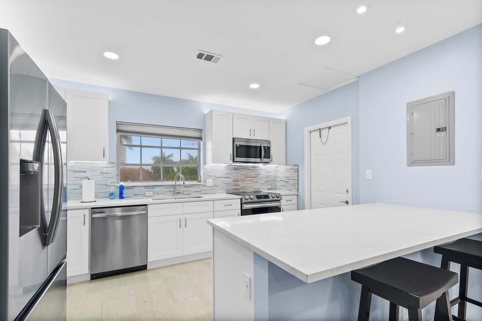 Fully equipped kitchen with modern appliances and everything you need.
