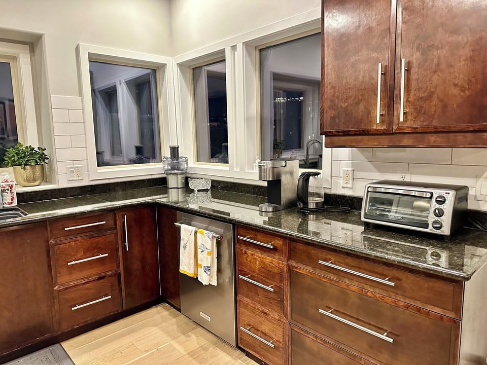 Kitchen counter top