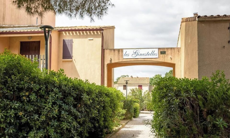 Residence entrance