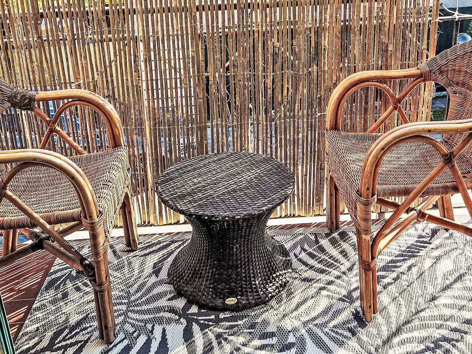 Wicker, Furniture, Chair, Natural Material, Basket, Hardwood, Design, Wood Stain, Armrest