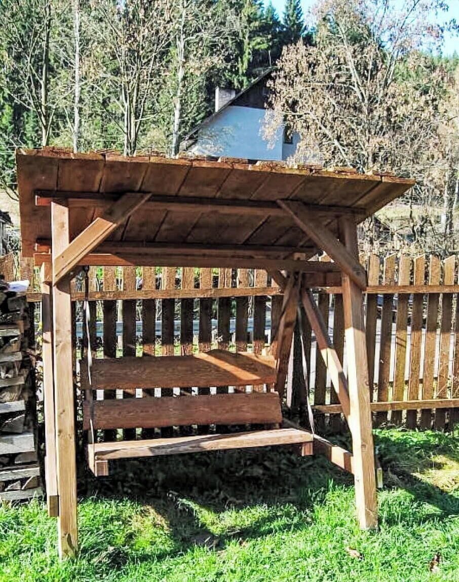 Wood, Hardwood, Wood Stain, Plank, Backyard, Outdoor Structure, Garden, Lumber, Fence, Yard