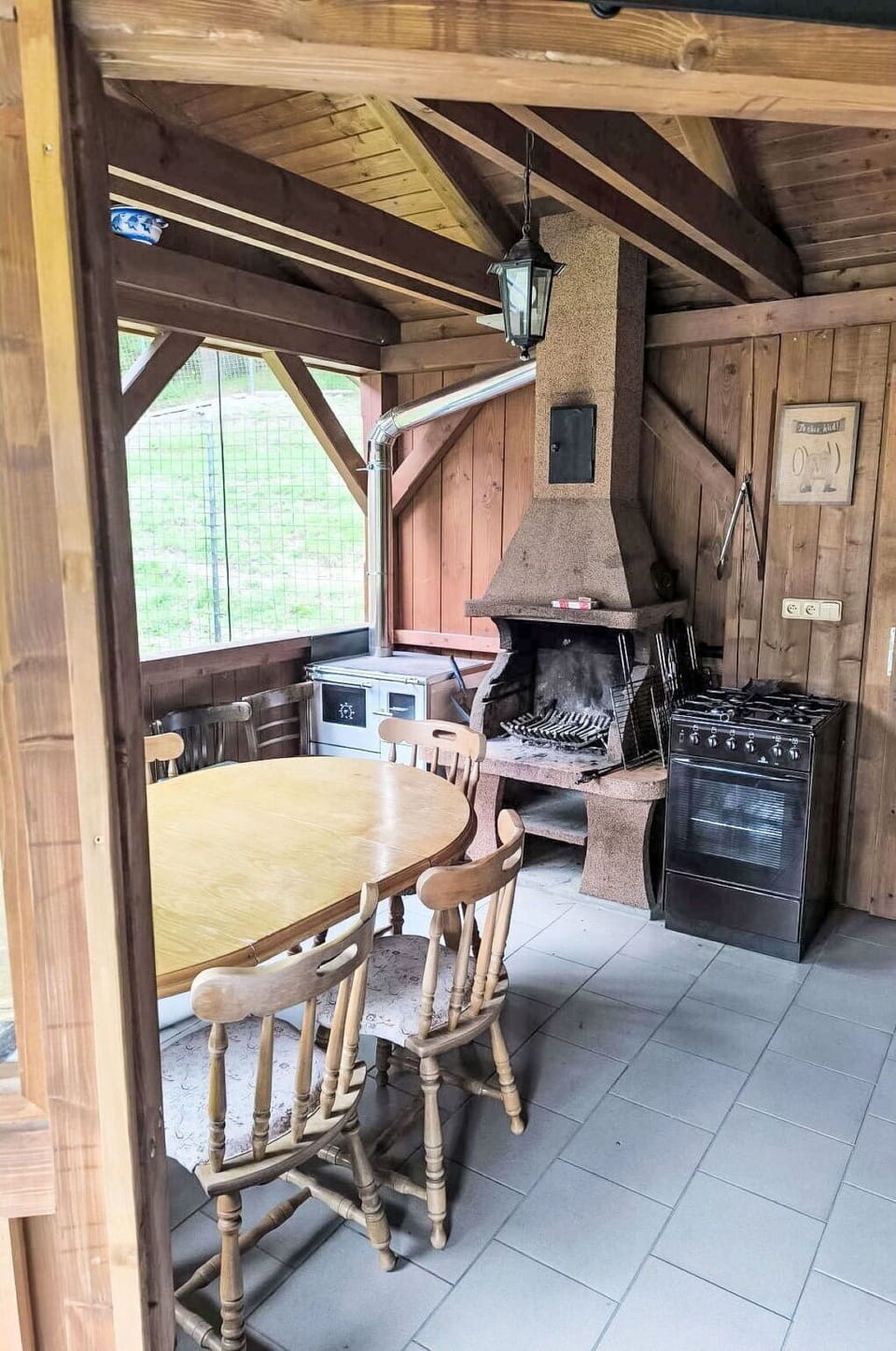 Wood, Furniture, Hardwood, Chair, Ceiling, Wood Stain, Plank, Kitchen & Dining Room Table, Log Cabin, Beam