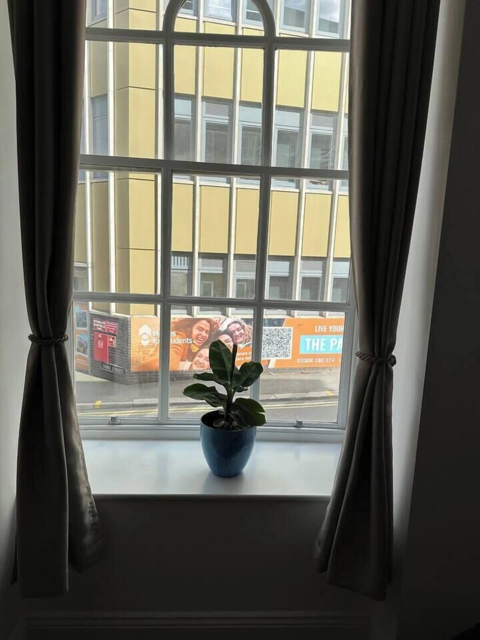 Large windows 
