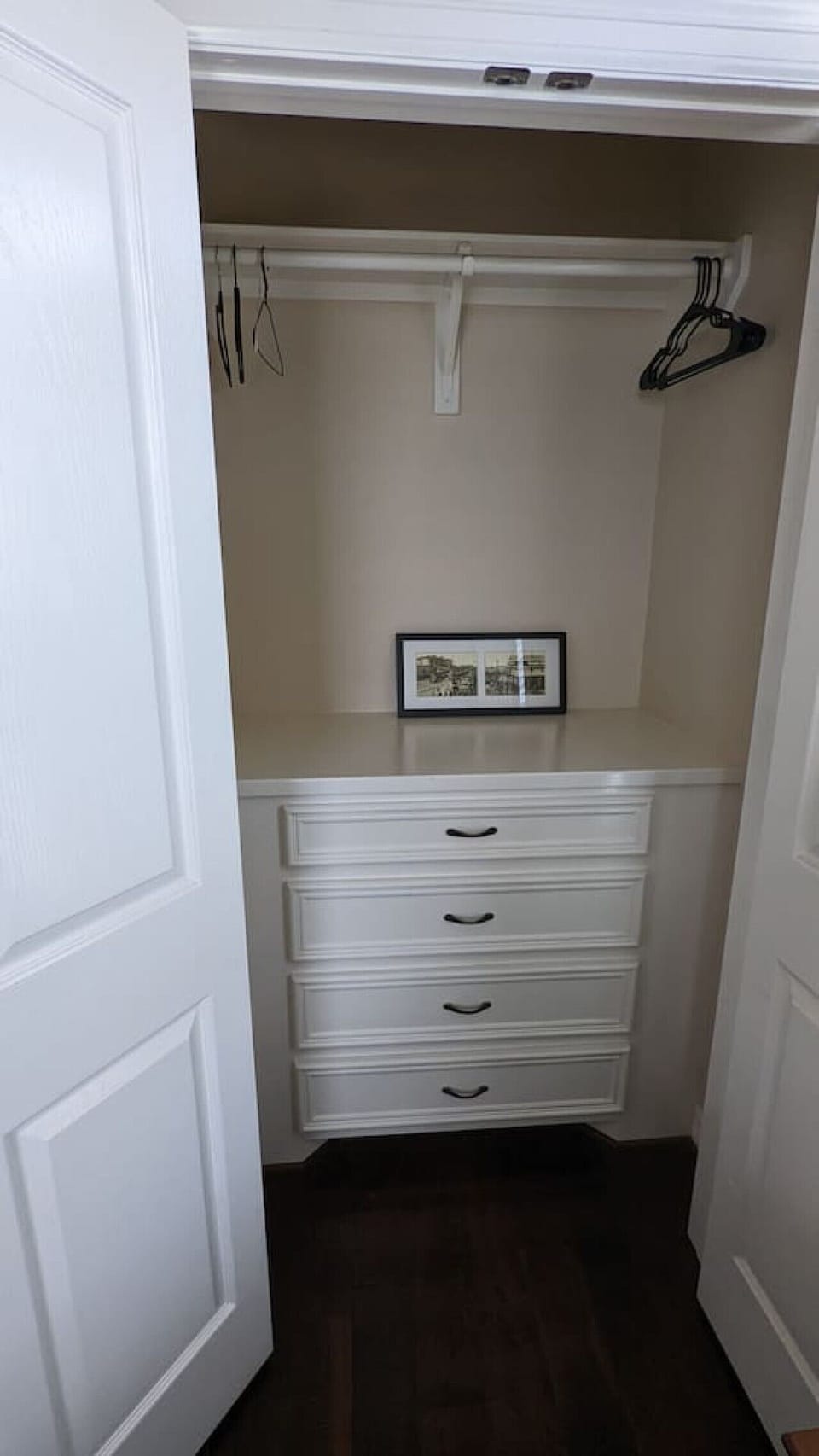 Unpack & stay awhile in this comfortable retreat