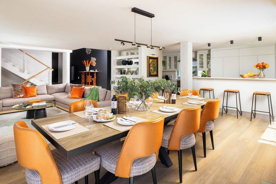 "...the villa exceeded our expectations, great location and beautiful modern interior. The beach and restaurants are within walking distance..." 