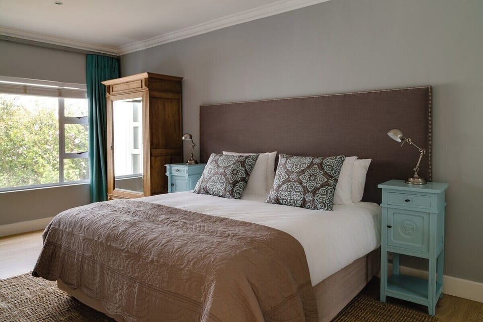 Bedroom 4 - King size bed can be made up as twins upon request, en-suite bathroom