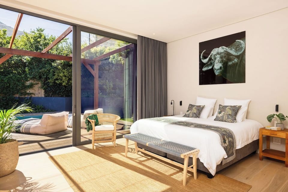 Open the glass doors and let the ocean breeze drift in.