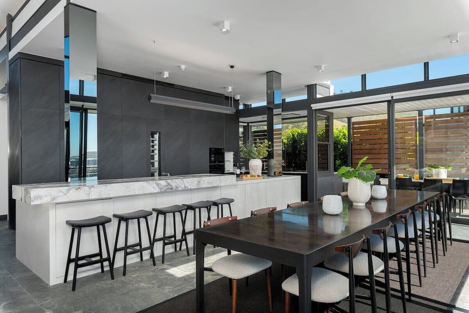 "...furnished to the highest standard, with the best kitchen appliances..."