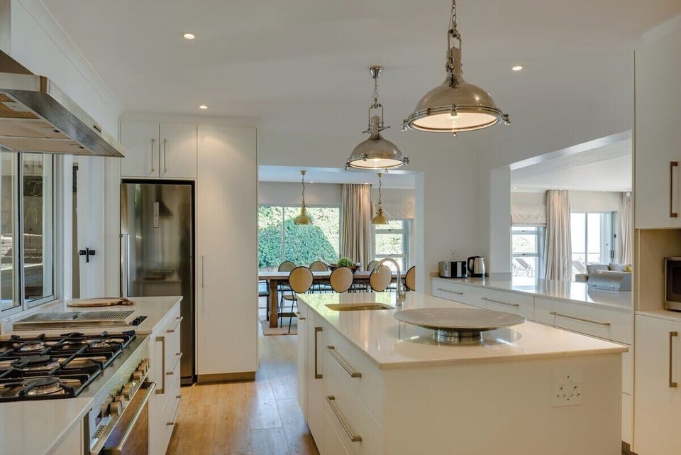 "...this was a great stay for myself and family, the facilities were amazing, host was super lovely and place was always kept to a very high standard..." 