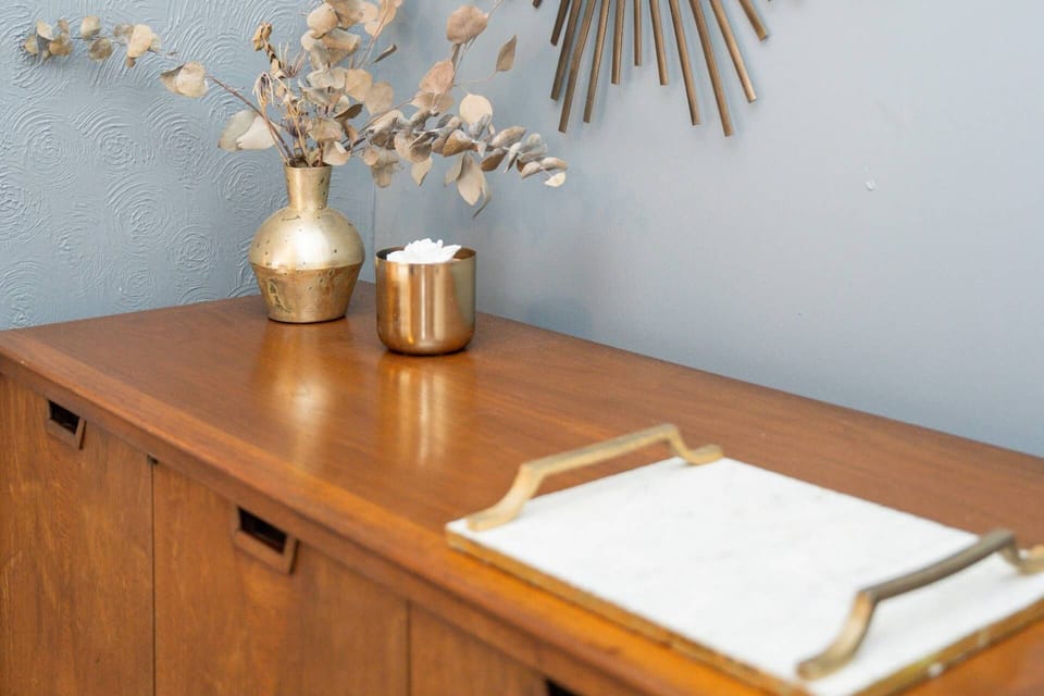 A convenient bedroom layout makes this space ideal for families or friends traveling together.