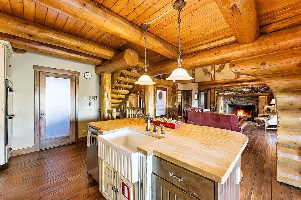 Kitchen area