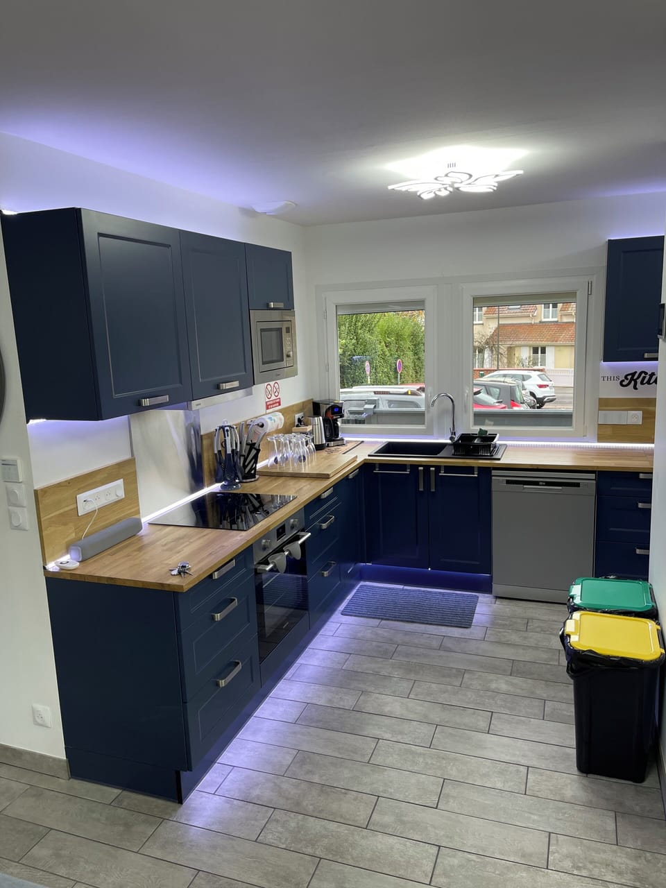 Private kitchen