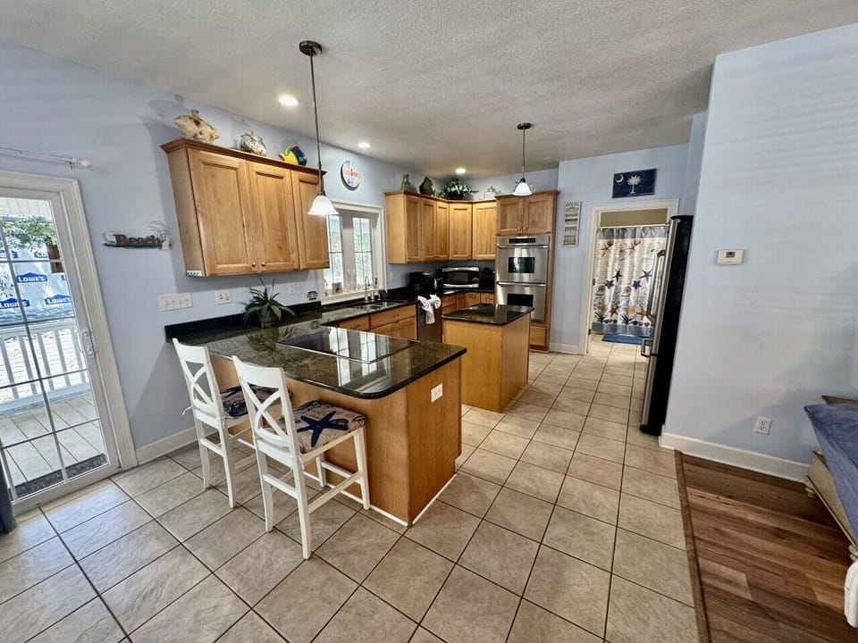 kitchen-raised-beach-house-ocean-lakes-family-campground