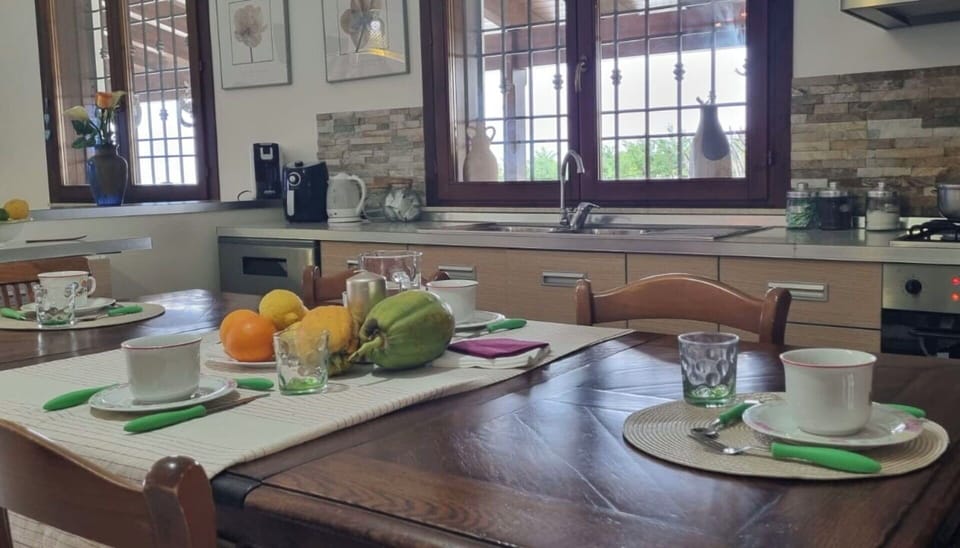 Autumn, Kitchen, Spring, Summer