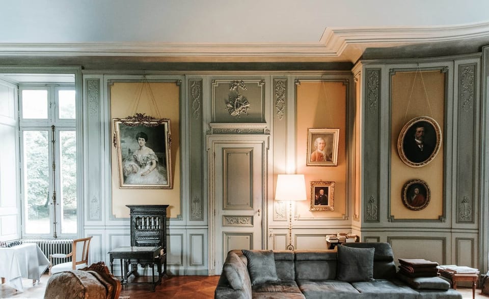 Castle Living room